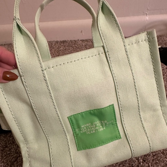 Marc Jacobs Mini Totebag - Picture 2 of 4